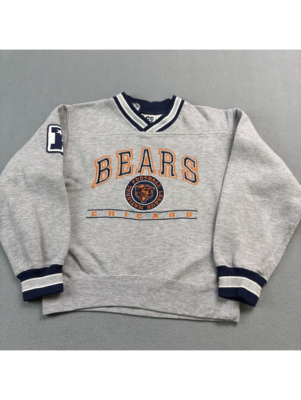 Vintage 90s Chicago Bears Crewneck Sweatshirt Youth Size Medium Gray